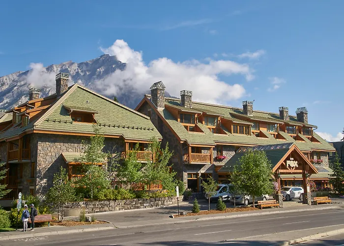Fox Hotel And Suites